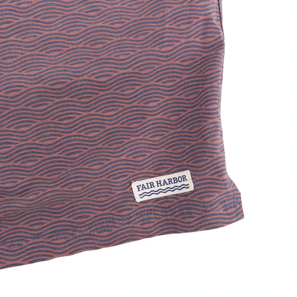 Fair Harbor Mens 38 Board Shorts Red Blue Wave Pattern Stretch Swim Trunk Summer